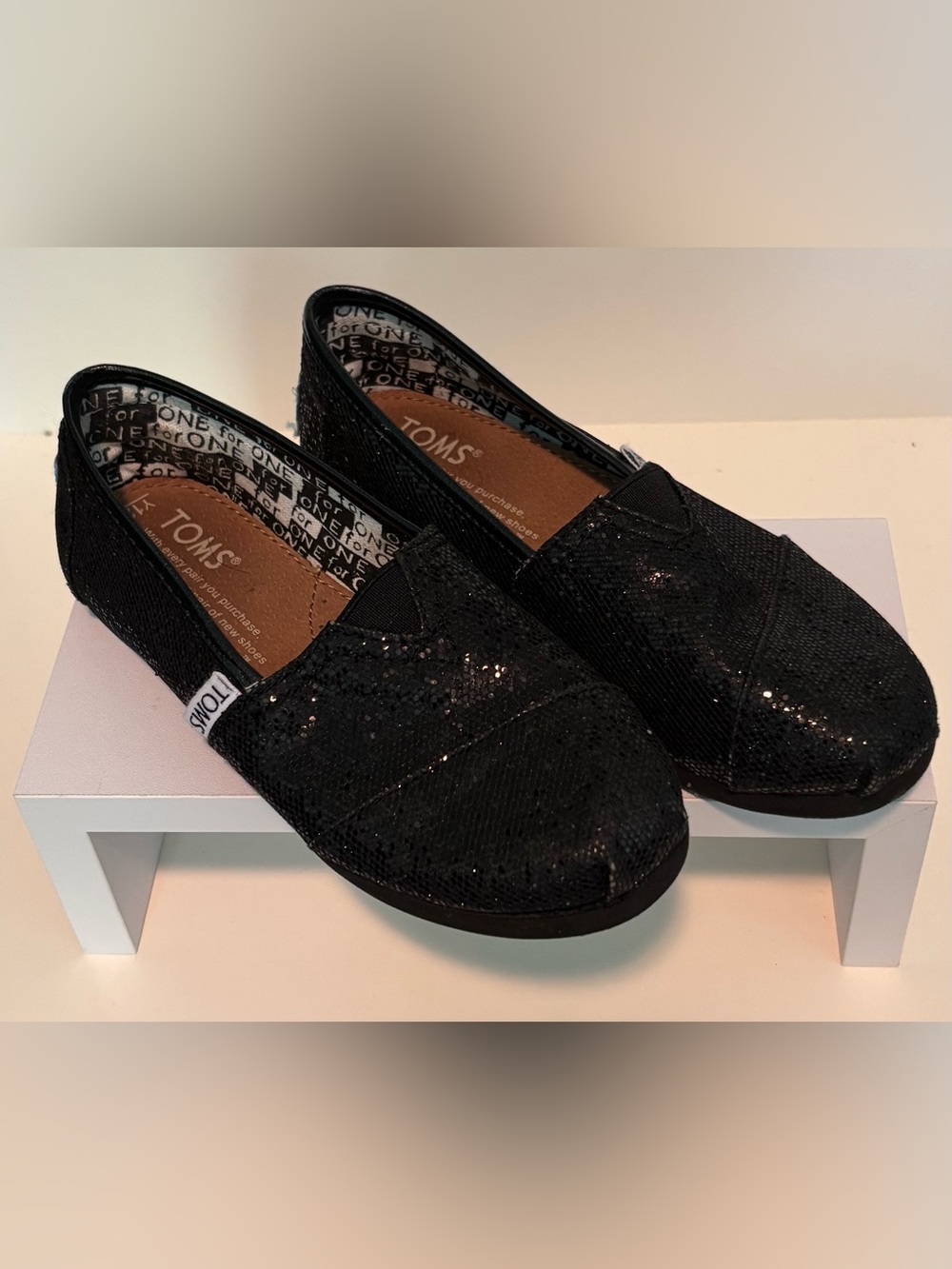 TOMS Girls 12.5 Black Sequin Classics Slip-On Shoes